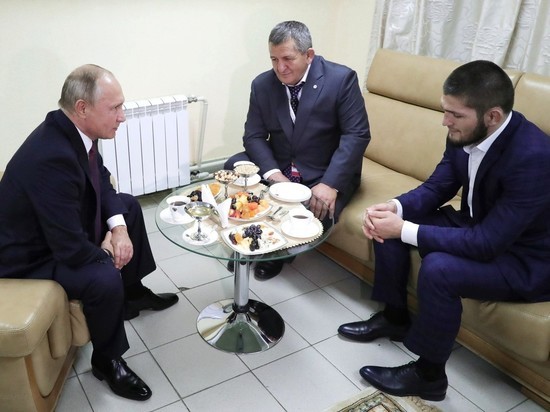 Путин встретился с Хабибом и его отцом: полное видео